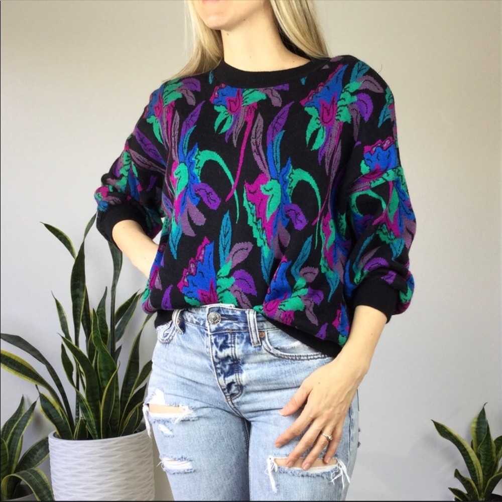 Vintage 80s 90s dark floral colorful  sweater L